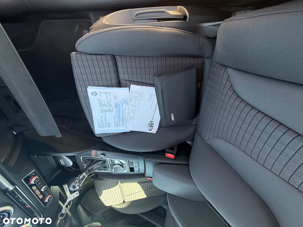Audi A3 Limousine 35 TFSI S tronic - 11