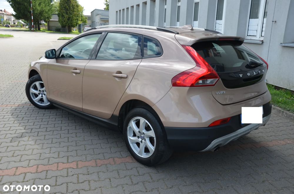 Volvo V40 Cross Country T4 Momentum - 8