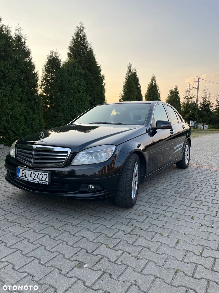 Mercedes-Benz Klasa C 180 CDI DPF (BlueEFFICIENCY) Elegance - 3