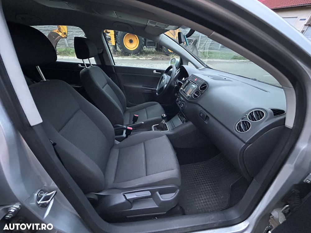 Volkswagen Golf Plus - 10
