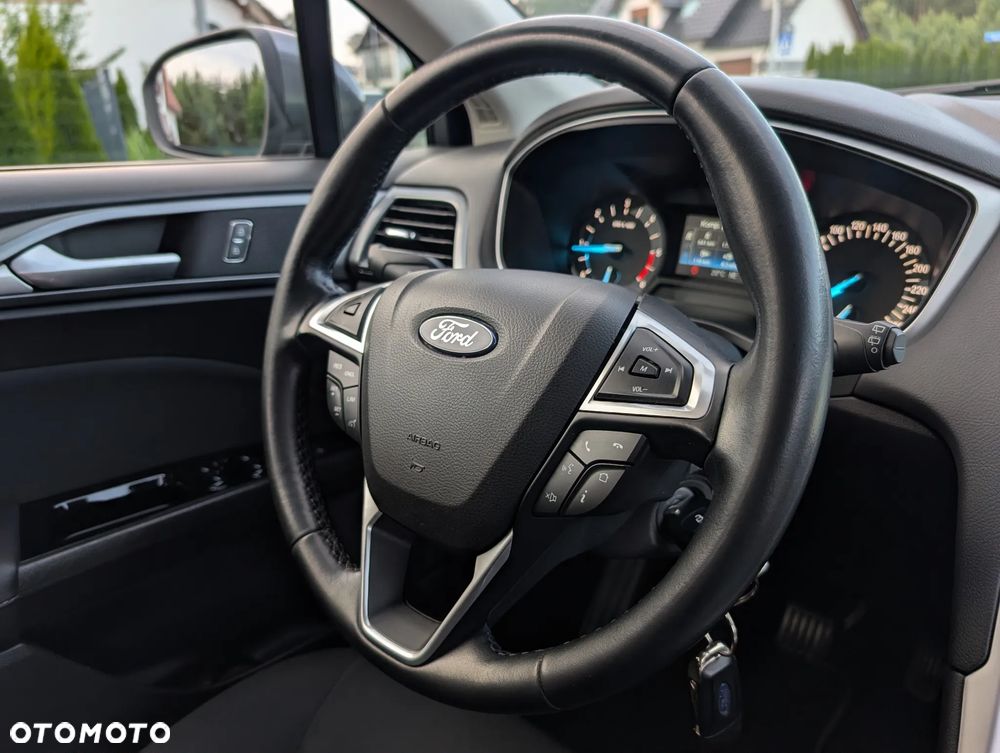 Ford Mondeo - 10
