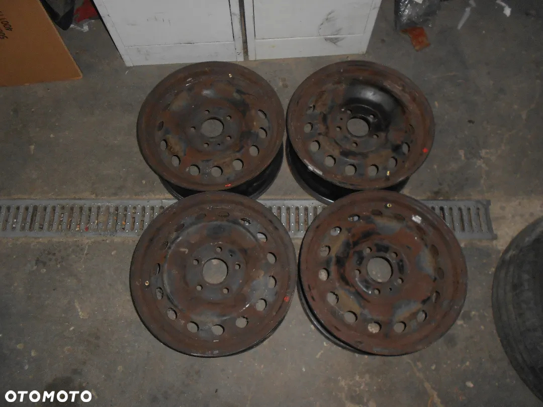 Felga stalowa Kia CEED VENGA OE 6.0" x 15" 5x114.3 ET 48 52910-1P000 - 2