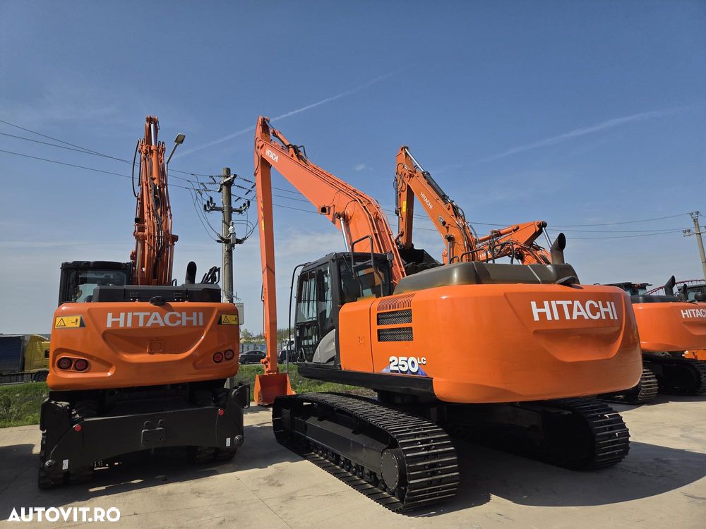 Hitachi SET BRATE LUNGI NOI 18m, cupa 0,9mc, 2019, 6.017h, gresare automata, latime 3,19m, 3 pompe hidr Hitachi, camera spate, camera laterala, consum mediu 13l/h, motor Isuzu 190CP, JAPONIA, doar 377h deplasare lant 80% ok, leasing 3 ani-PROMOTIE 131.900Eur - 37