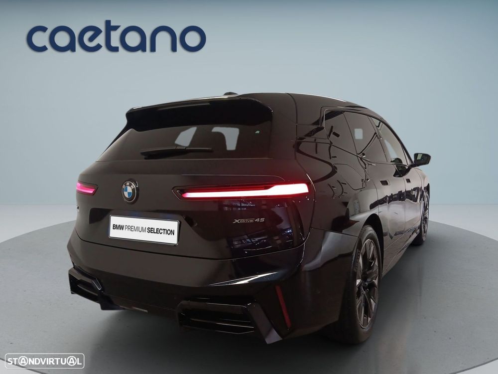 BMW iX xDrive 45 Pack Desportivo Pro - 5