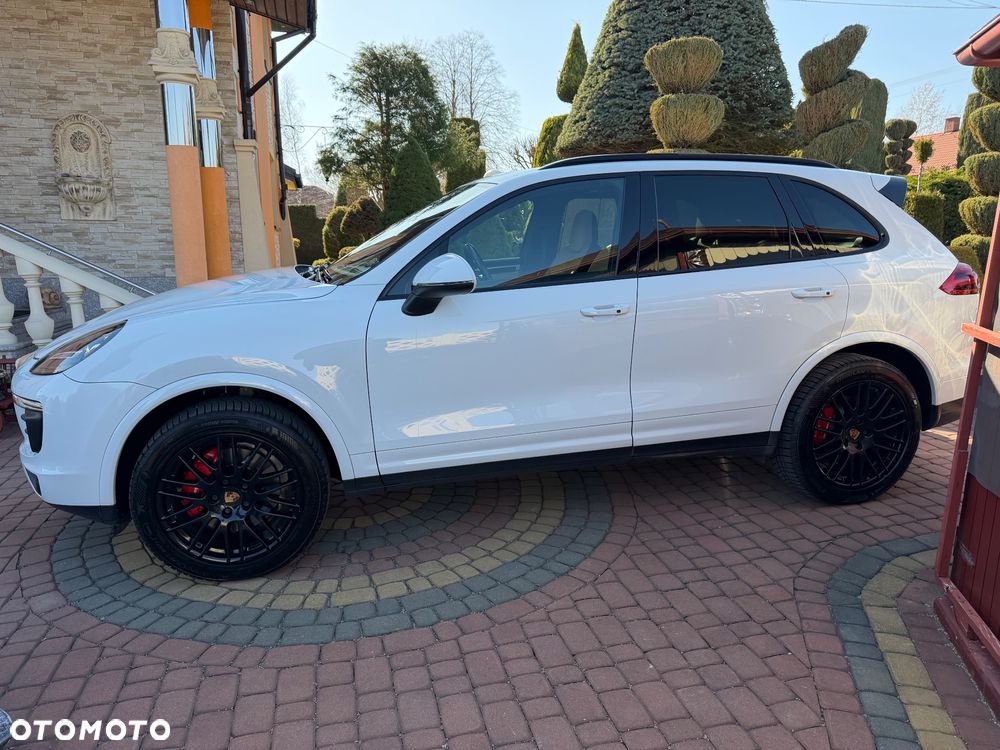 Porsche Cayenne Platinum Edition - 8