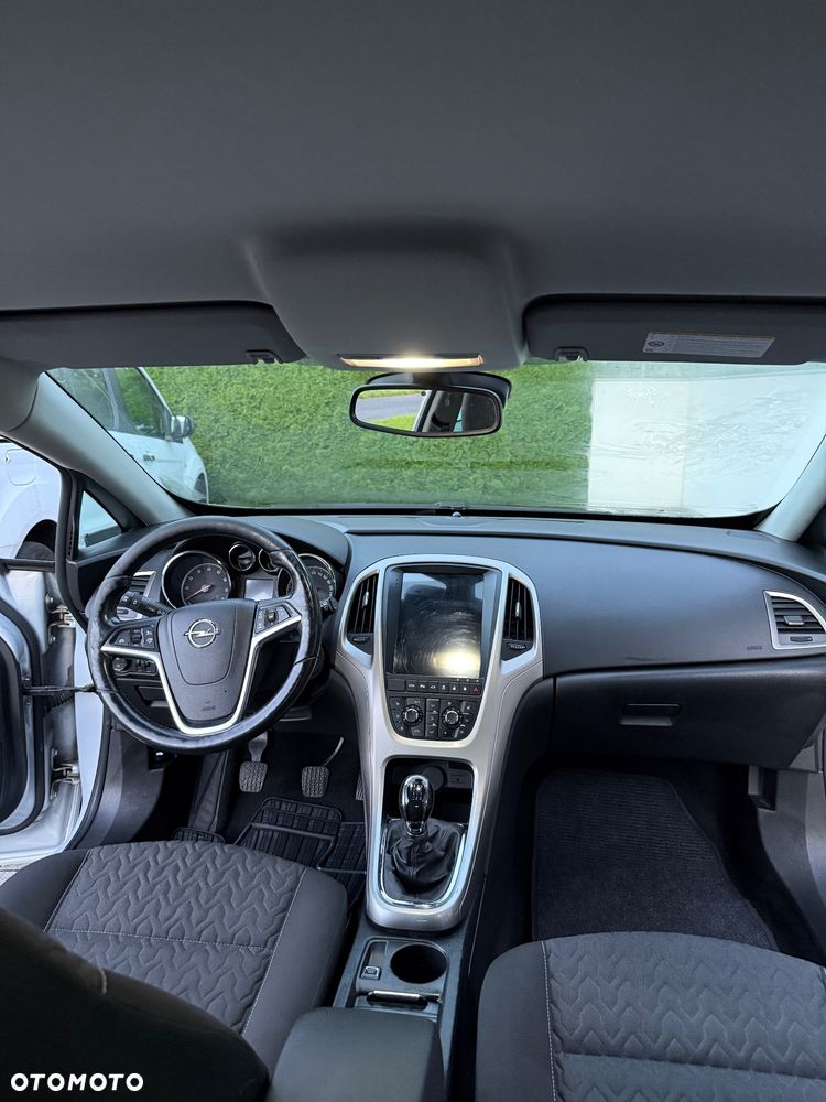 Opel Astra - 11