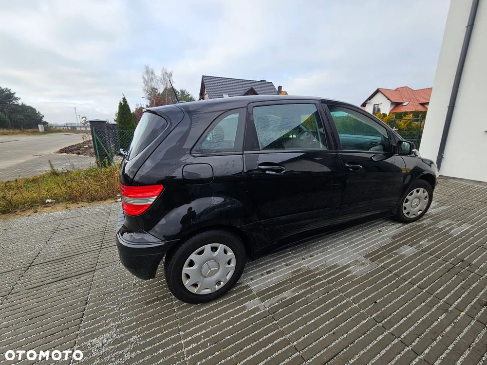 Mercedes-Benz Klasa B 160 BlueEFFICIENCY - 8