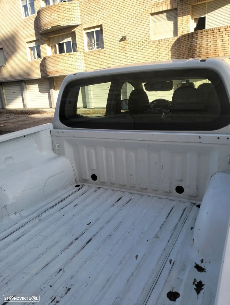 Mitsubishi L200 2.3 DI-D Space Cab Invite Strakar Look 4WD - 15