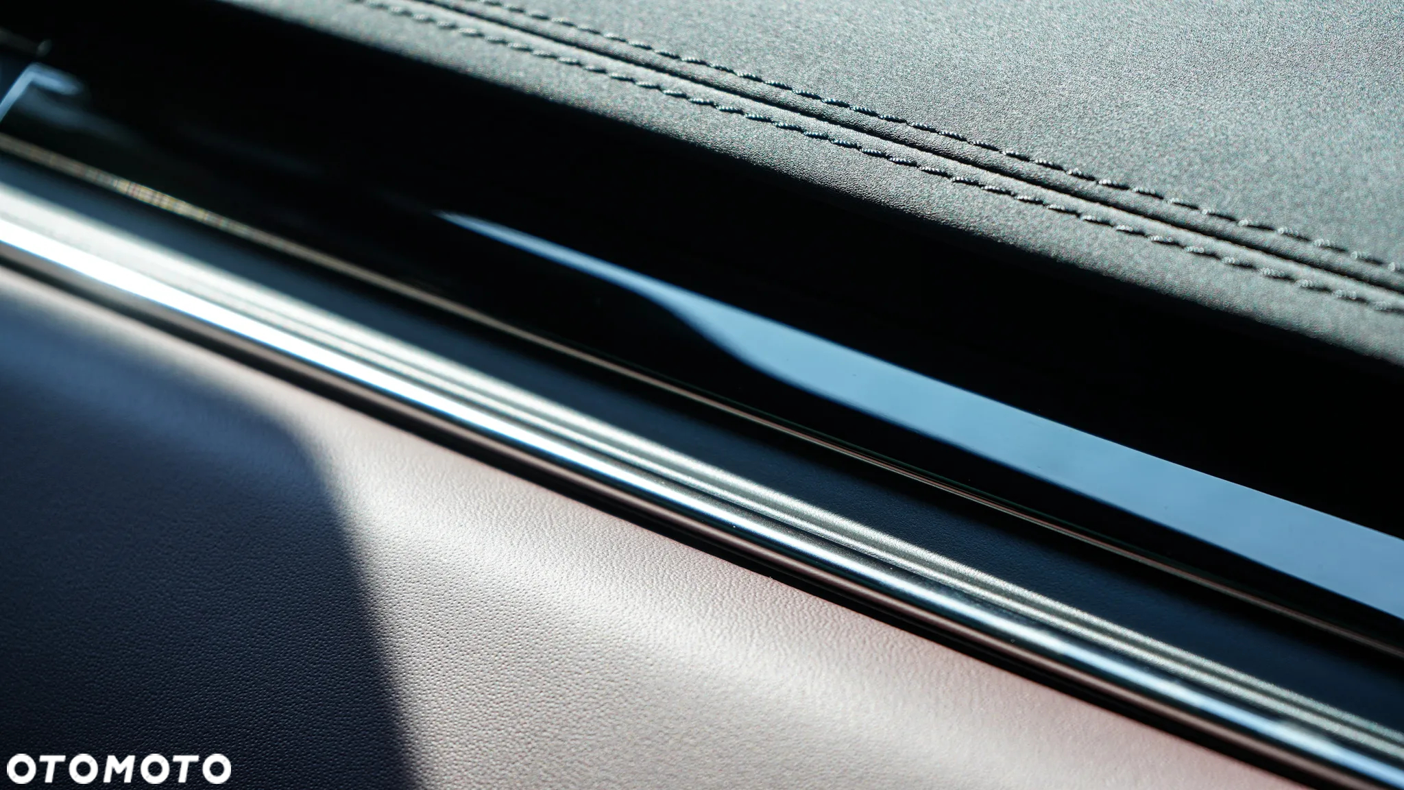 Land Rover Range Rover Sport D300 Dynamic SE - 12