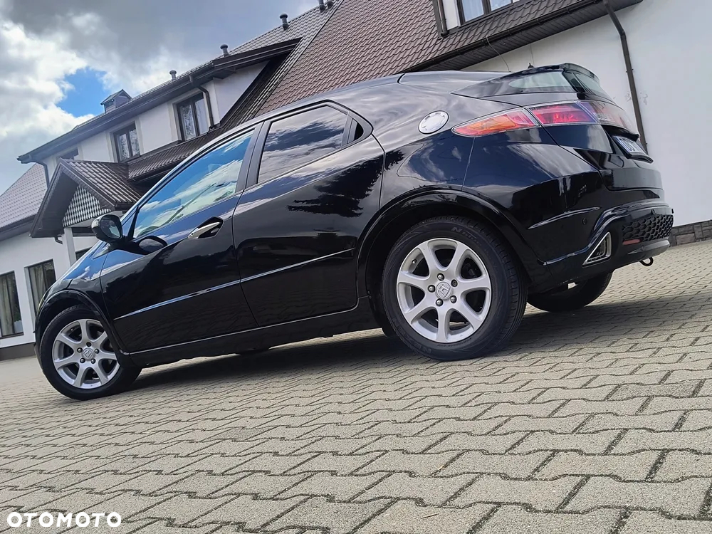 Honda Civic 1.8 Executive - 24