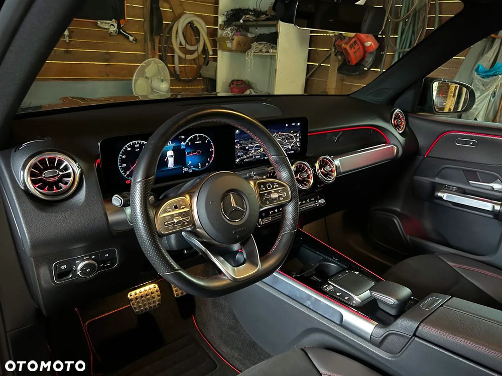 Mercedes-Benz GLB 200 d AMG Line 8G-DCT - 18