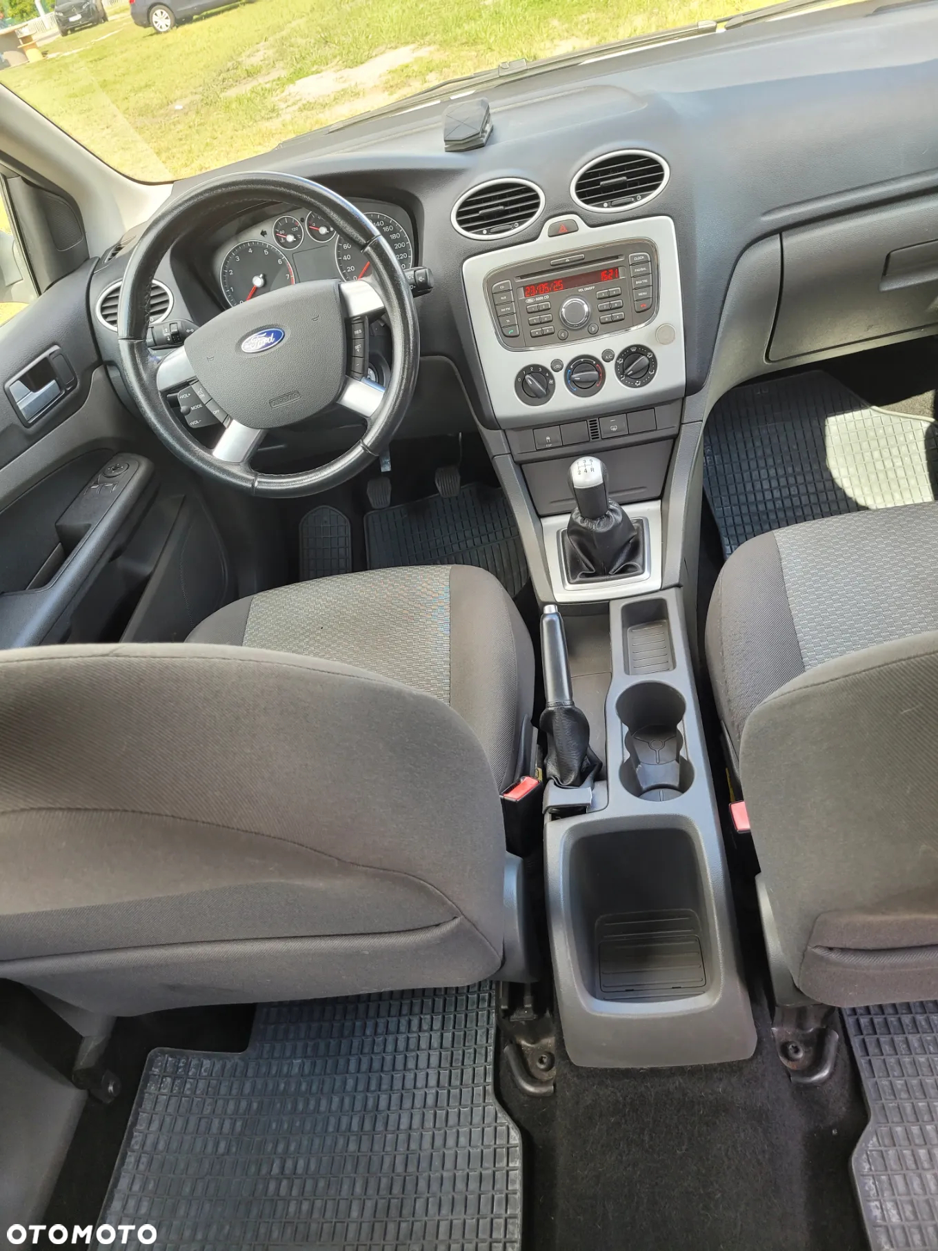 Ford Focus 1.6 16V Ambiente - 8