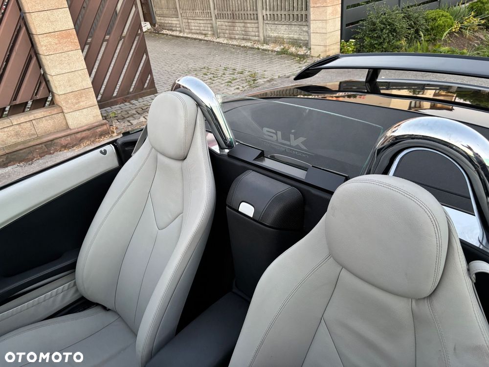 Mercedes-Benz SLK 280 7G-TRONIC Sport Edition - 28