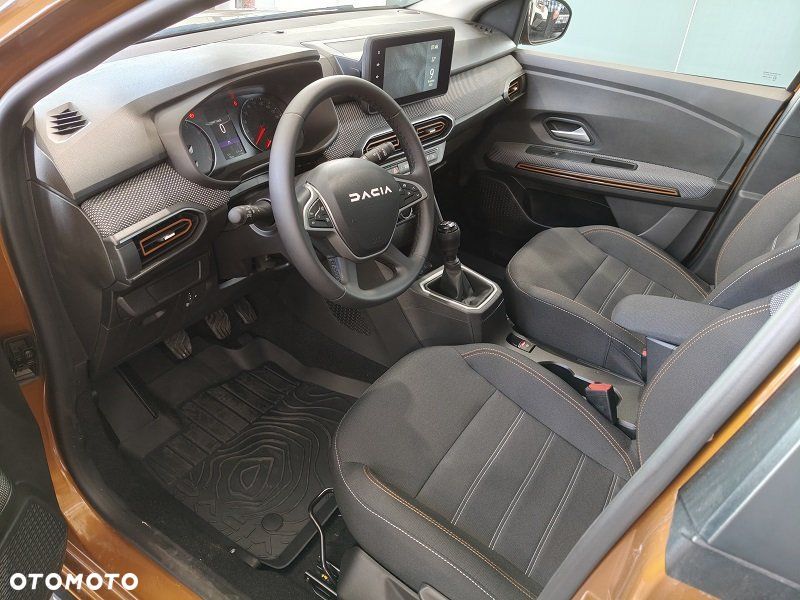 Dacia Sandero - 7