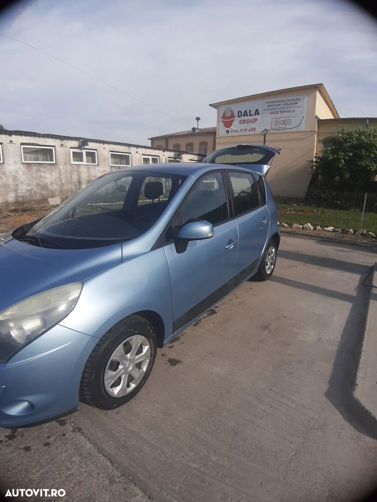 Renault Scenic - 6