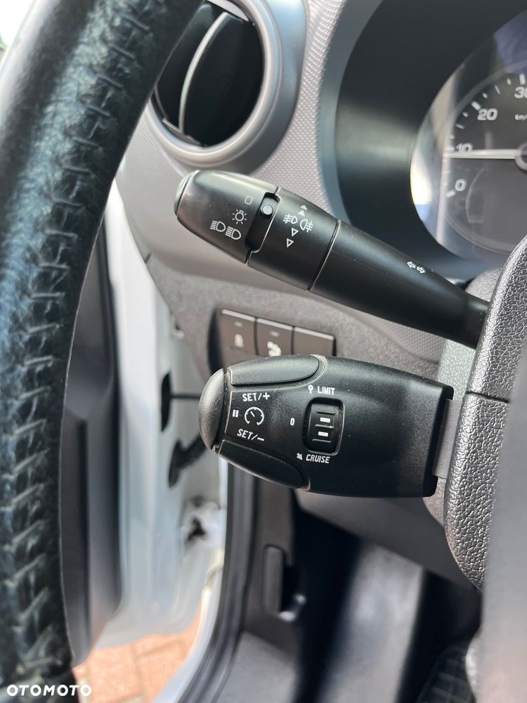 Citroën BERLINGO - 25