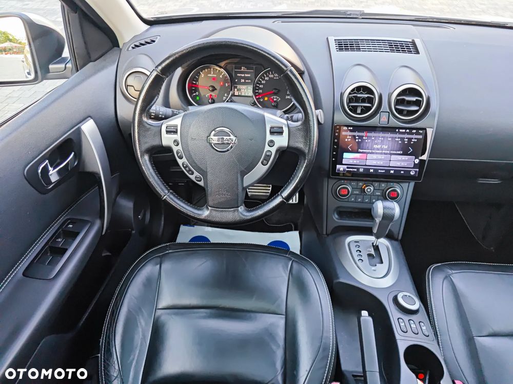 Nissan Qashqai 2.0 dCi 4 x 4 DPF tekna - 19
