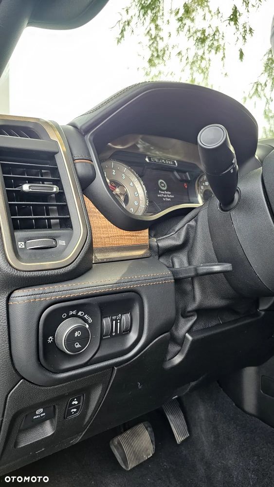 Dodge RAM 1500 5.7 4x4 - 28