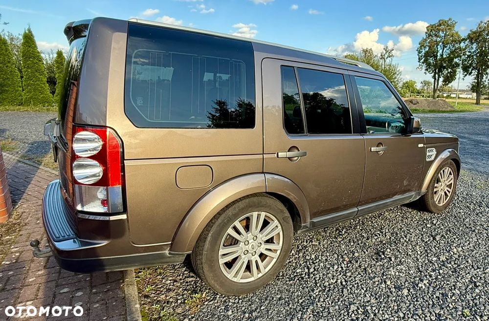 Land Rover Discovery 3.0D V6 HSE - 25