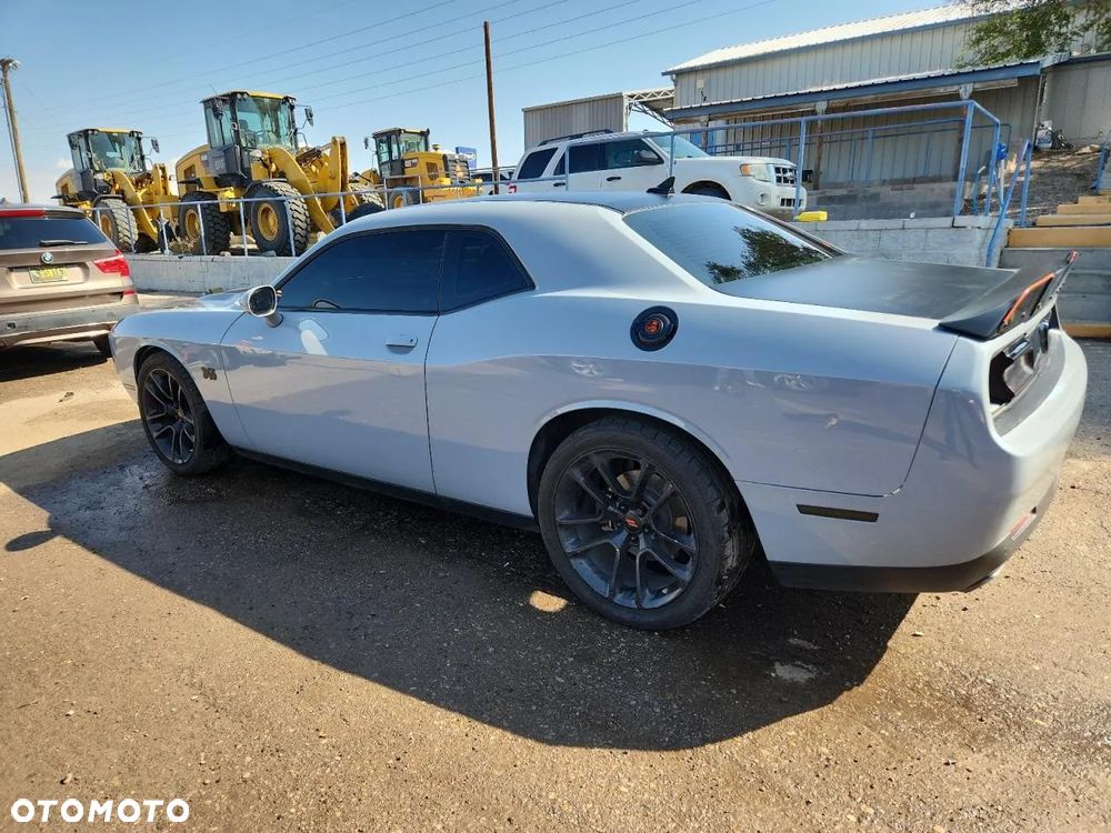 Dodge Challenger Automatik R/T Plus - 4