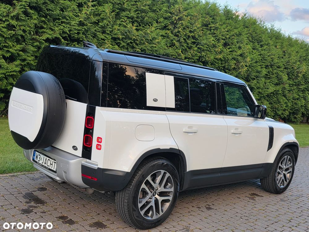 Land Rover Defender - 7