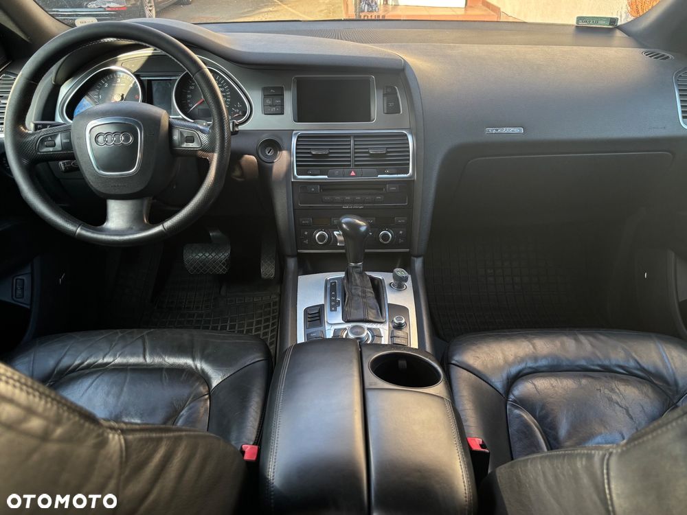 Audi Q7 3.0 TDI Quattro Tiptronic - 11