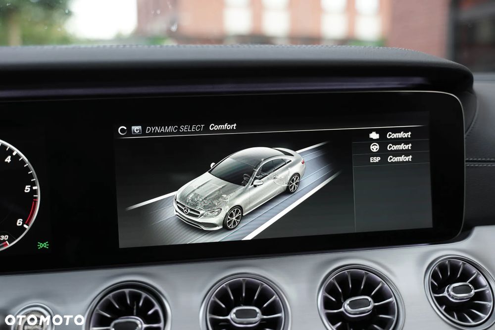 Mercedes-Benz Klasa E 220 d 4-Matic AMG - 30