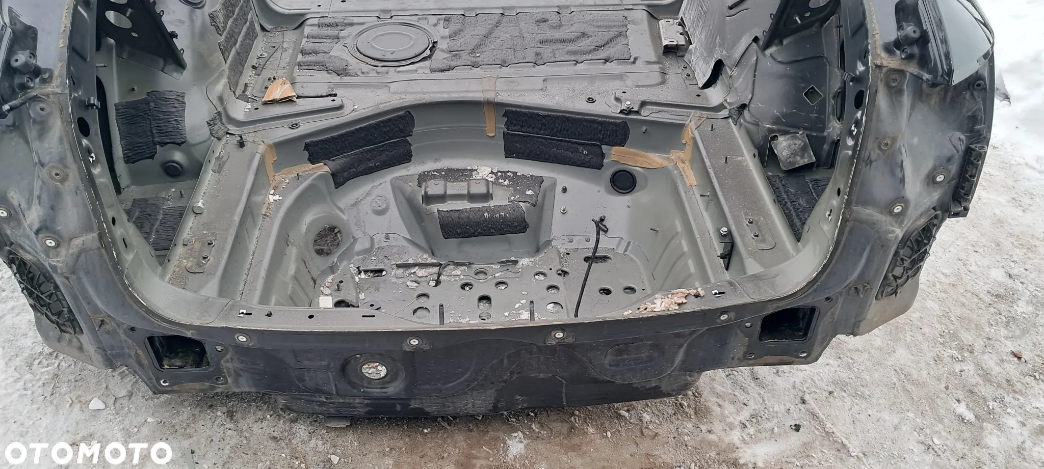 Ćwiartka Błotnik Próg Słupek Wanna Pas Tyłu Audi A6 C7 Kombi - 12