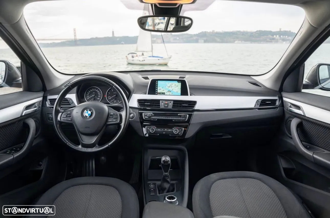 BMW X1 18 d xDrive - 37