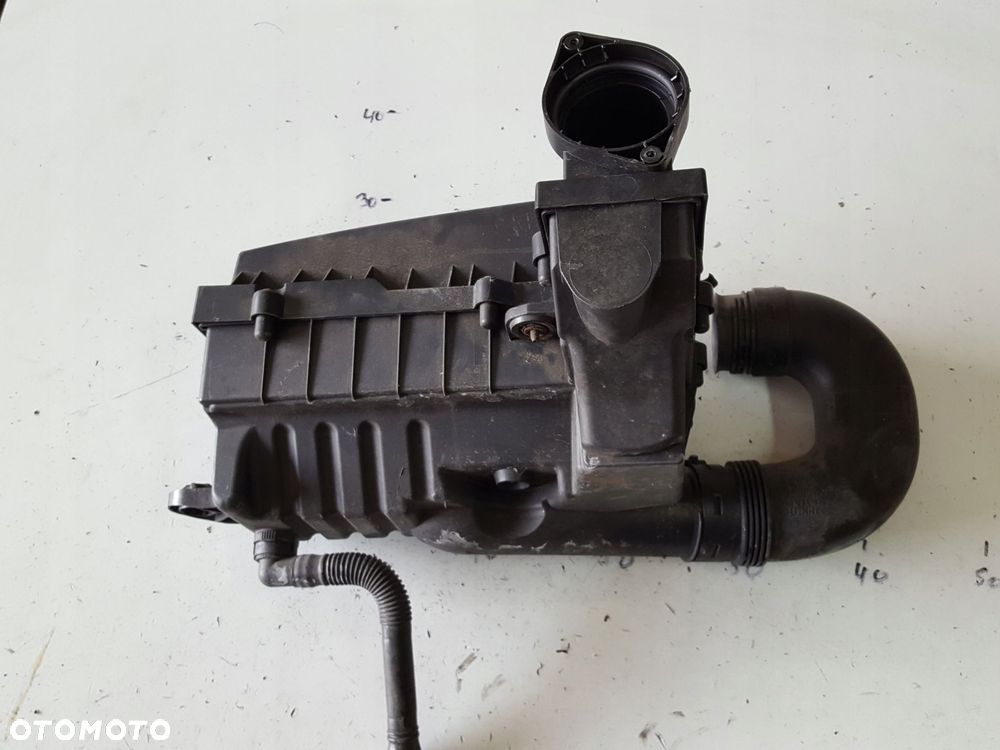 AUDI A3 8P 03-12 1.9 TDI OBUDOWA FILTRA POWIETRZA - 3