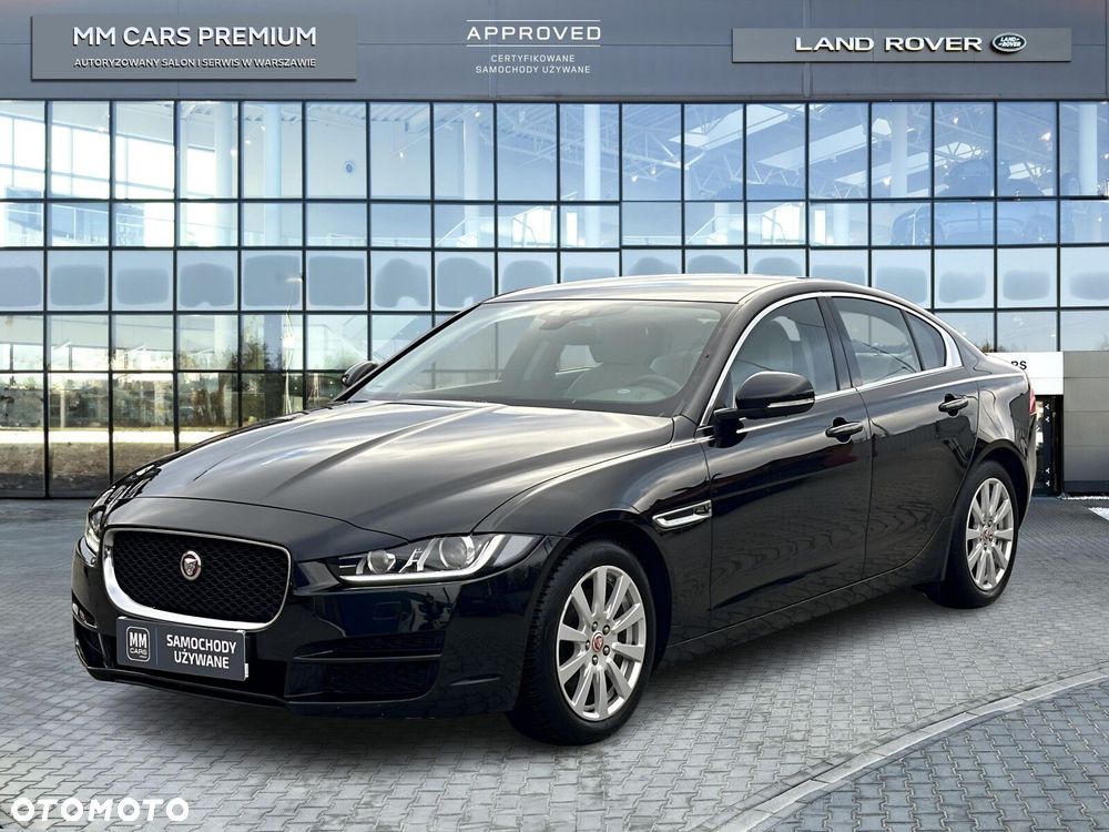 Jaguar XE - 5