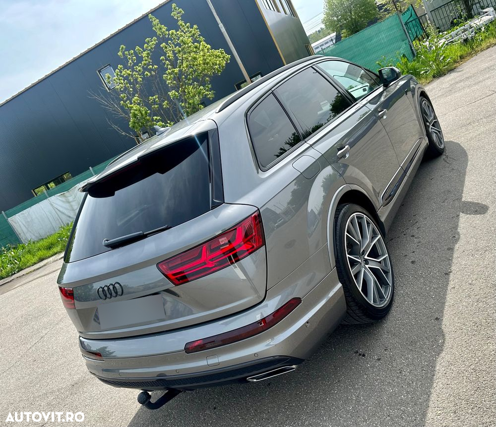 Audi Q7 - 36