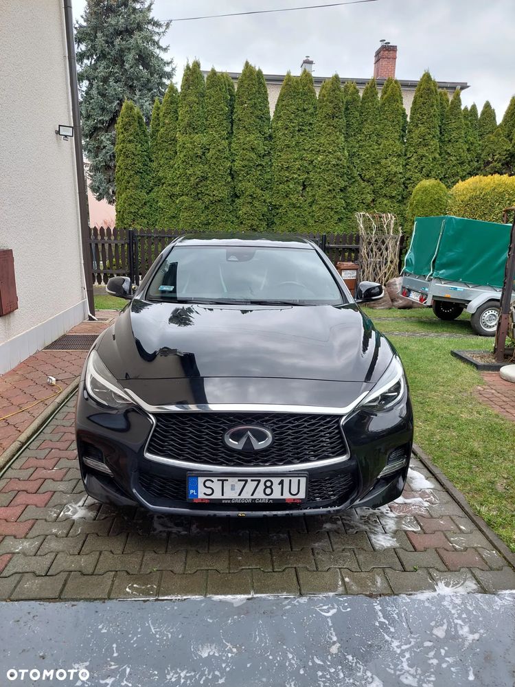 Infiniti Q30 1.5d Sport - 5