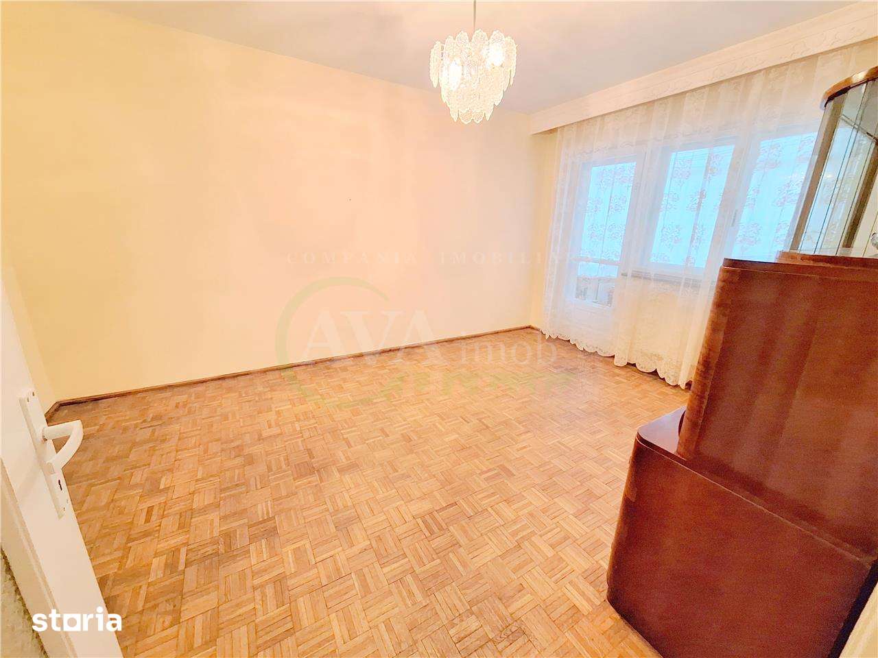 Apartament 2 camere decomandat , zona Central — fotografia 1