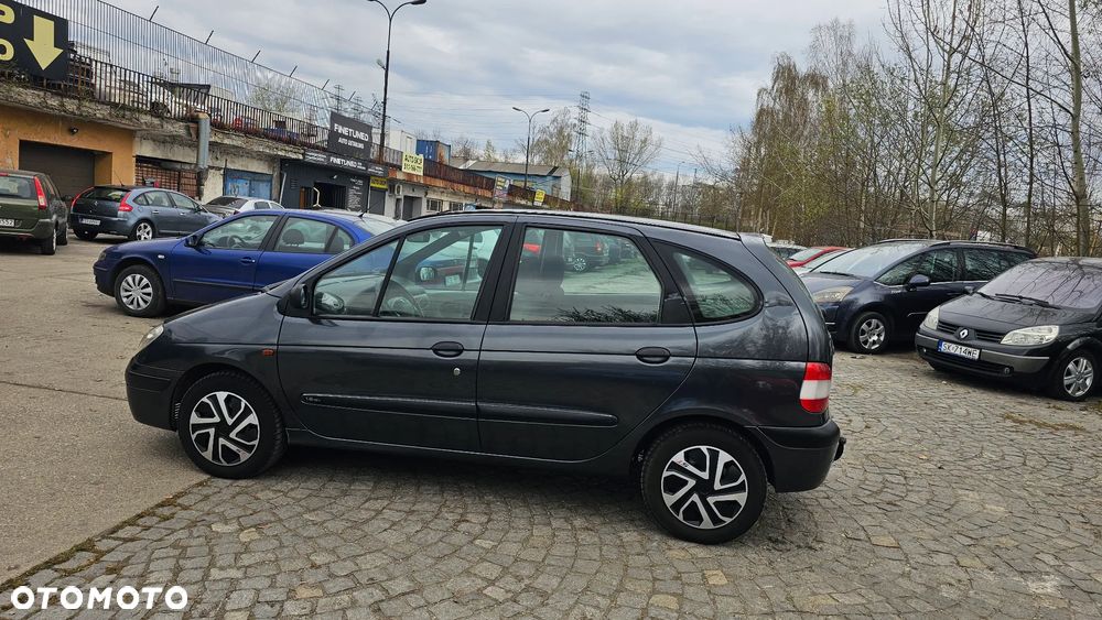 Renault Scenic 1.6 16V EXpression - 21