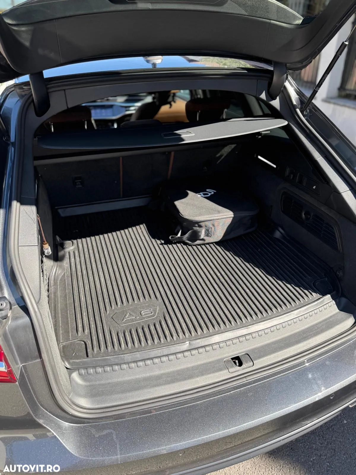 Audi A6 Avant 55 TFSI e quattro S tronic sport - 9