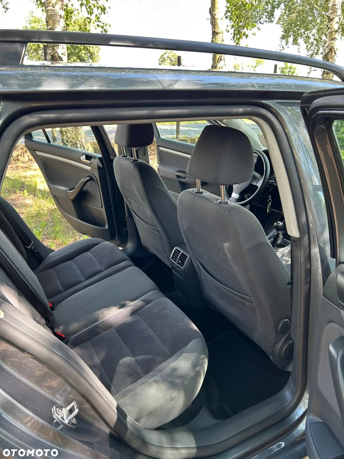 Volkswagen Golf - 10