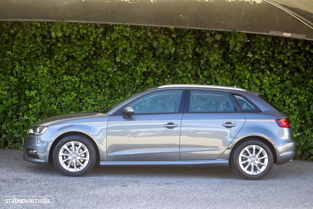 Audi A3 Sportback 1.6 TDI Advance Ultra - 8