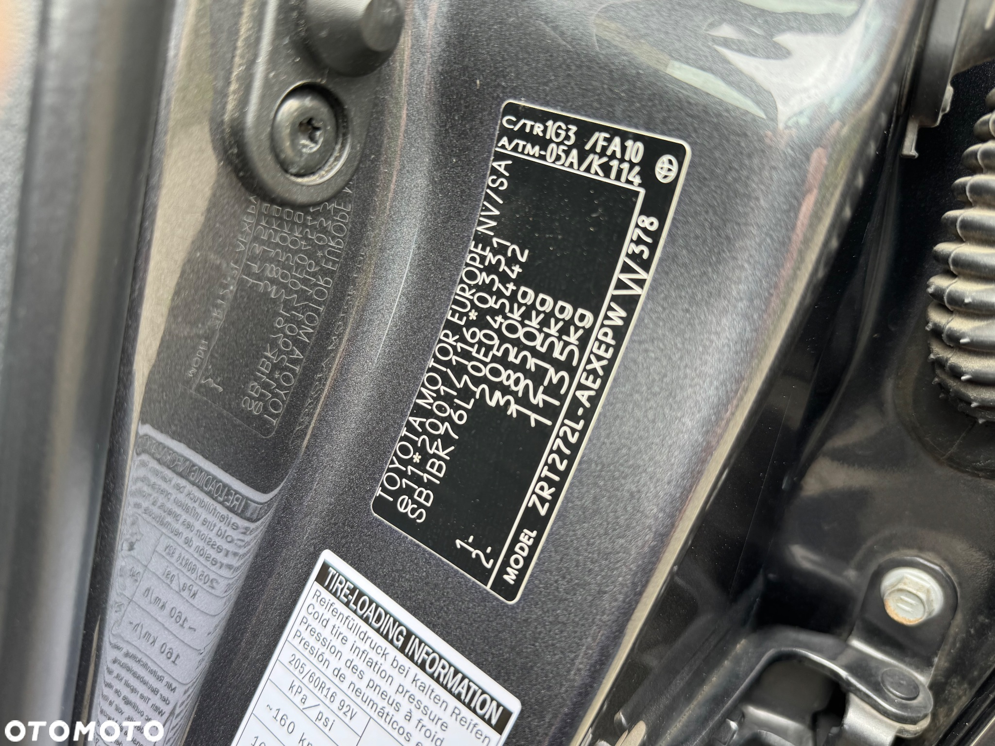 Toyota Avensis 2.0 Premium MS - 15