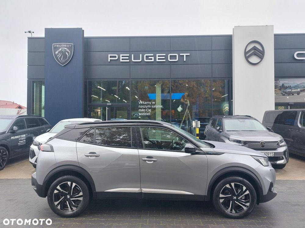 Peugeot 2008 - 8