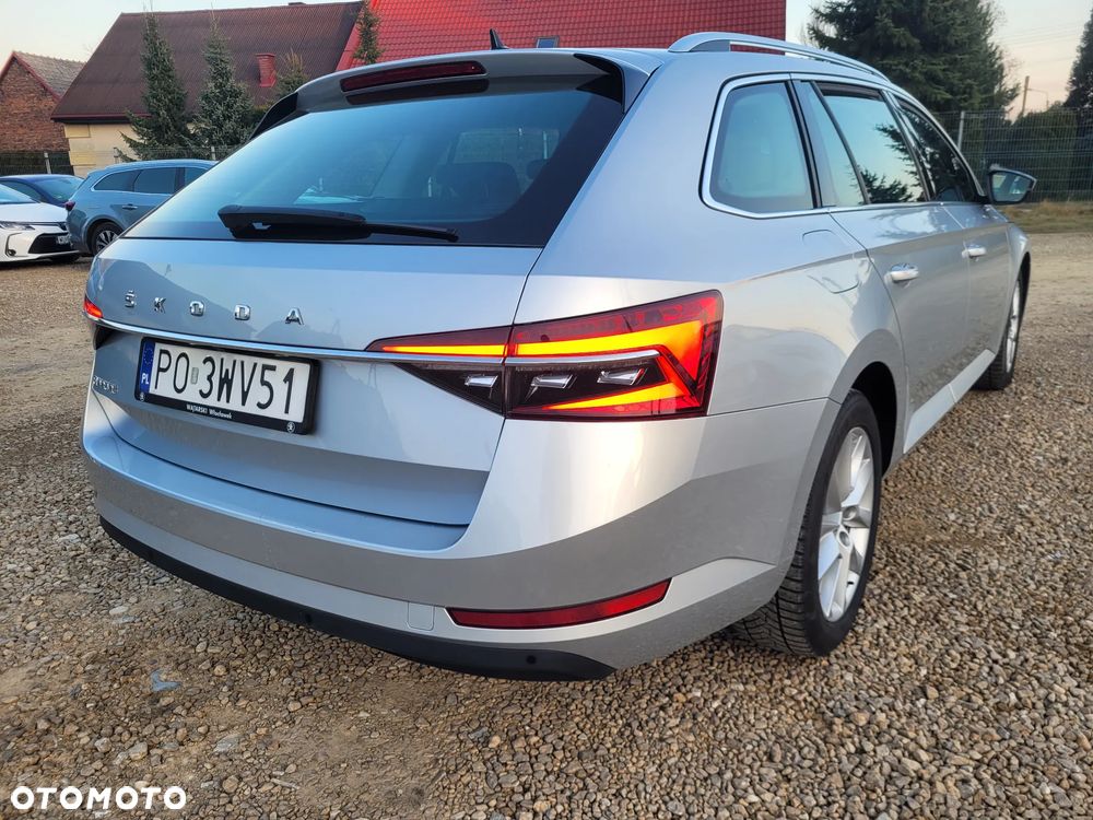 Skoda Superb 2.0 TDI SCR Ambition DSG - 17
