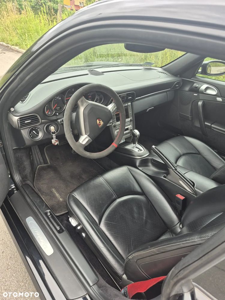 Porsche 911 Carrera Tiptronic S - 9