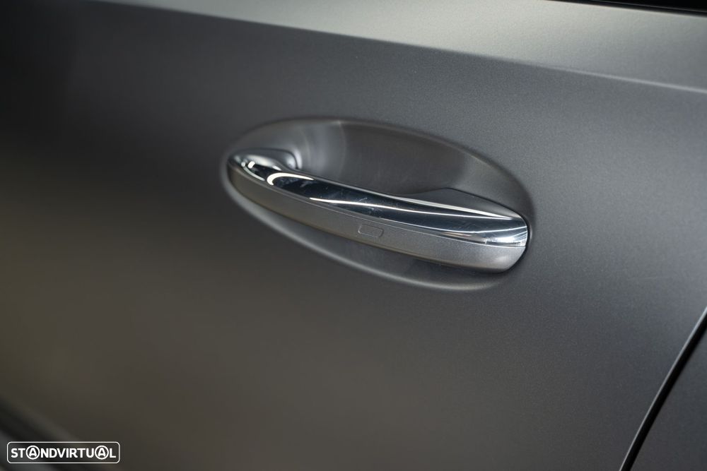 Mercedes-Benz C 300 e 9G-TRONIC - 17