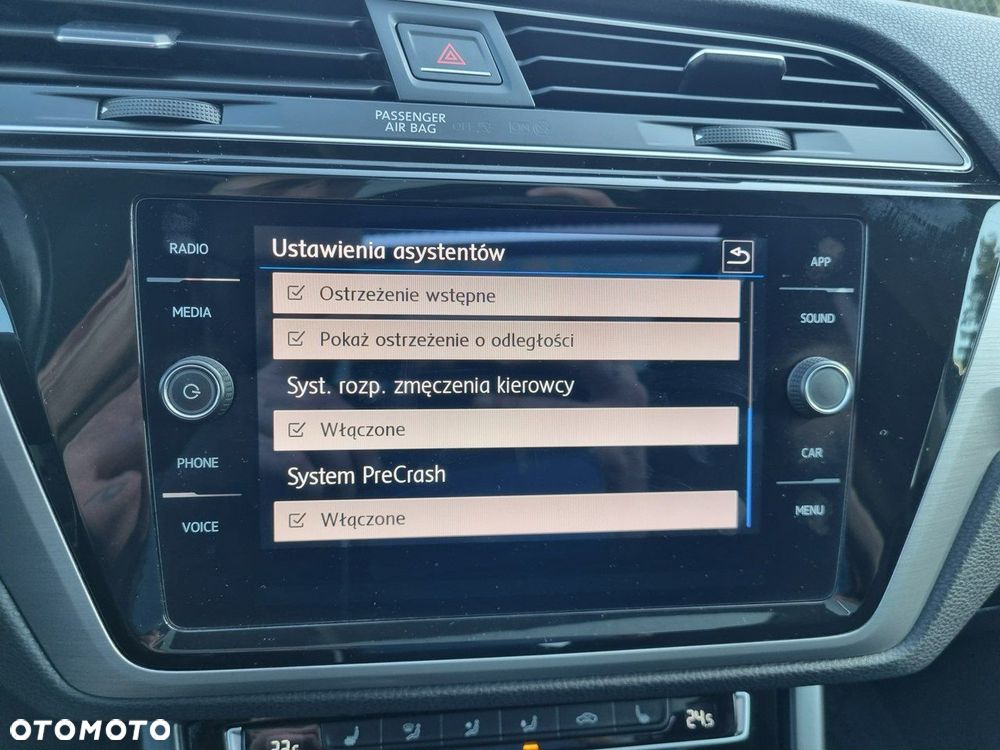 Volkswagen Touran 1.6 TDI BMT SCR Comfortline - 24