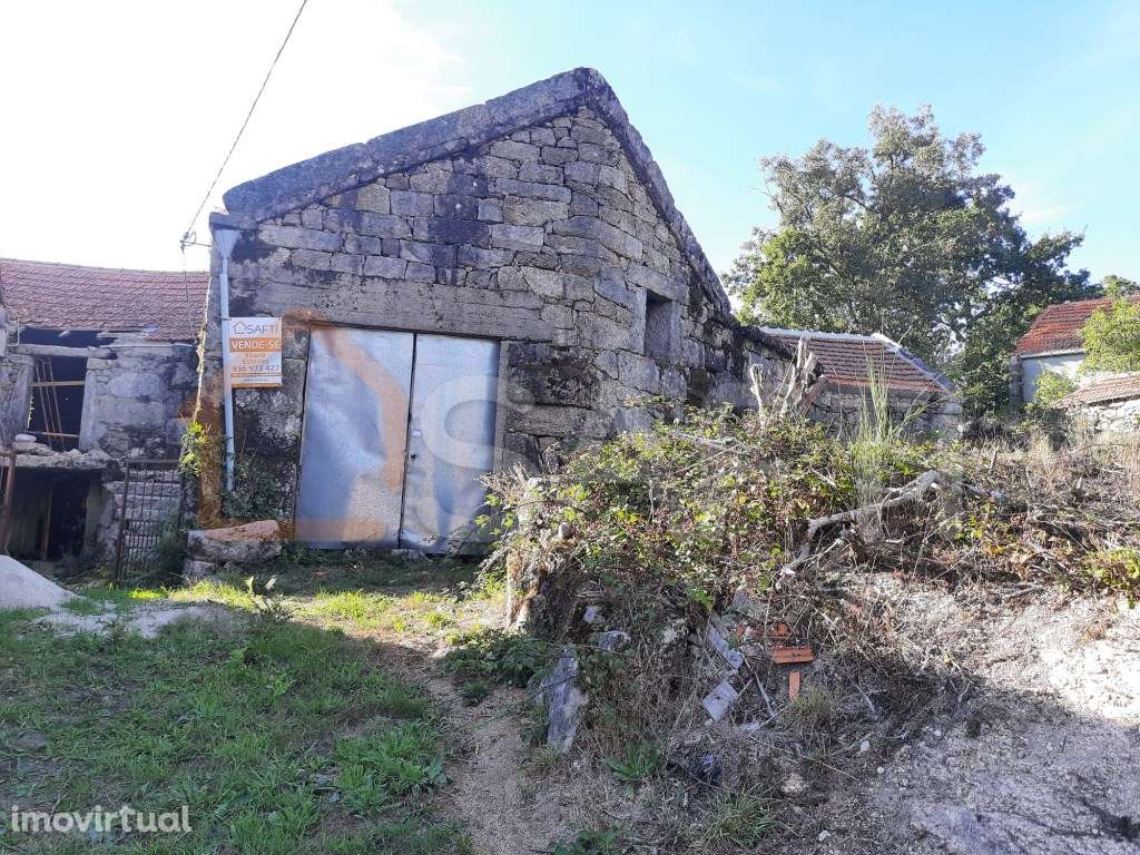 Casa antiga para recuperar - Grande imagem: 2/6