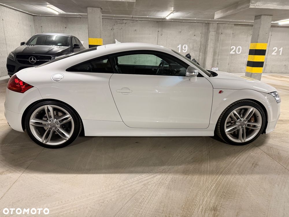 Audi TT S Coupé - 7