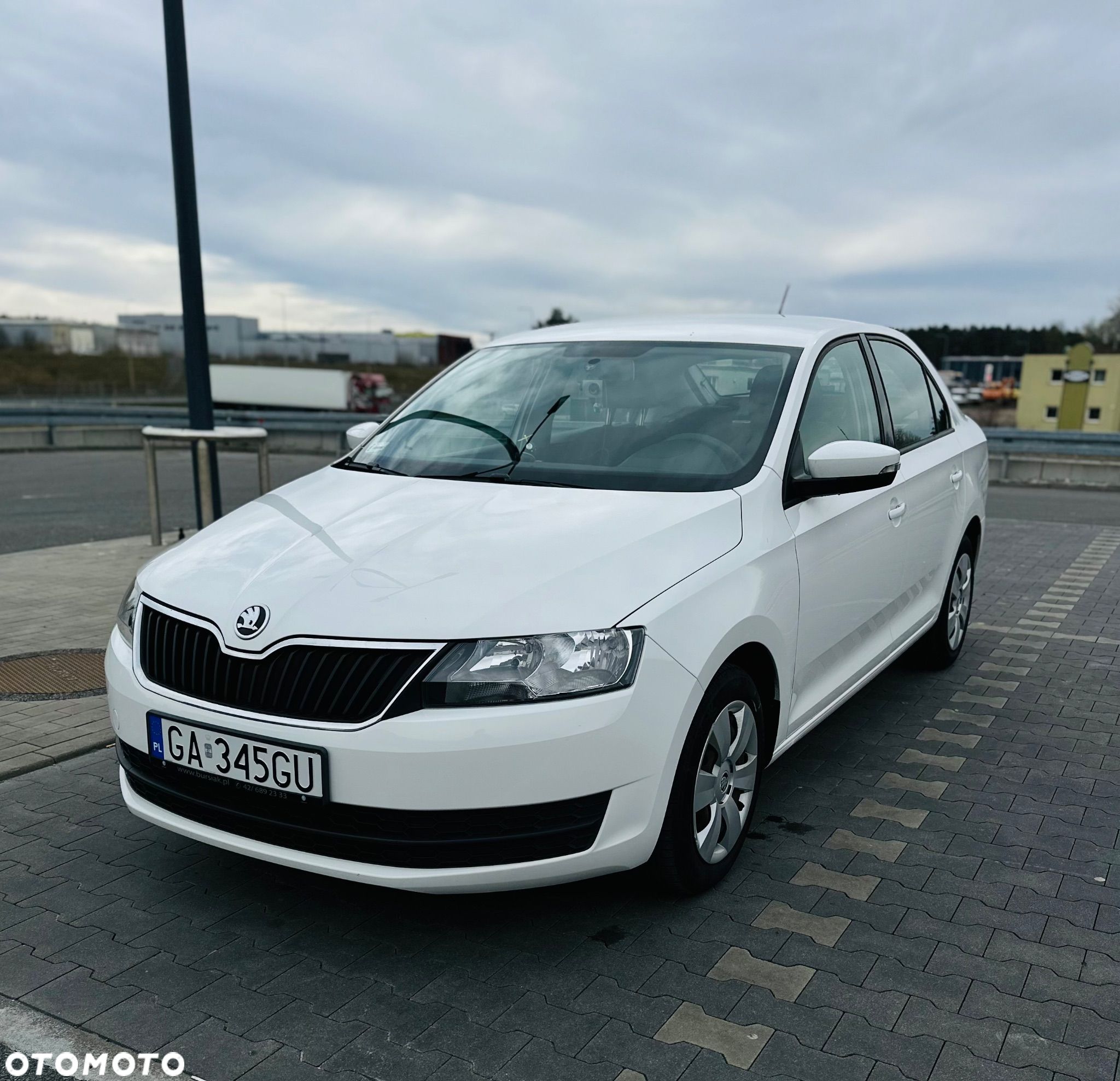 Skoda RAPID 1.2 TSI Active - 1