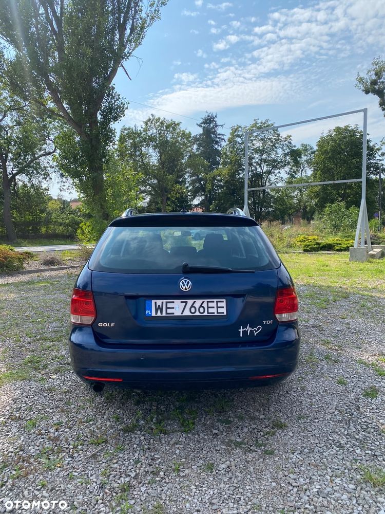 Volkswagen Golf 1.6 TDI Comfortline - 6