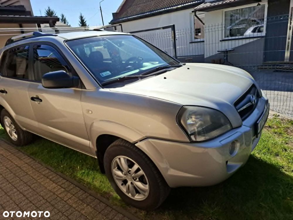 Hyundai Tucson 2.0 Comfort 2WD - 2