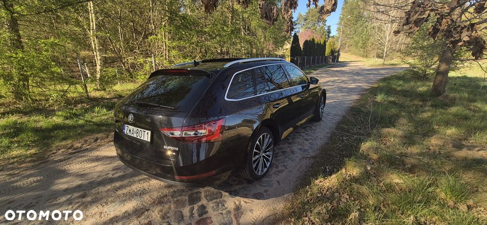 Skoda Superb 2.0 TDI 4x4 L&K DSG - 6